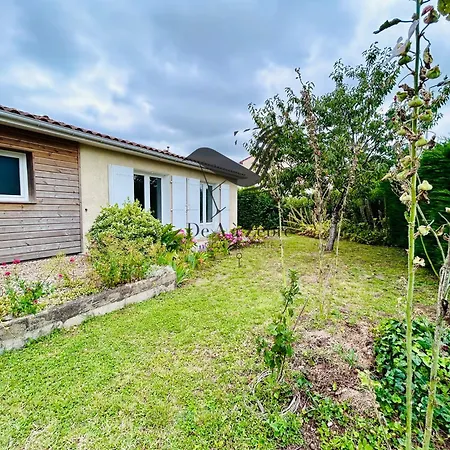 Chavid 17 - Spacieuse Maison Avec Jardin * Echillais