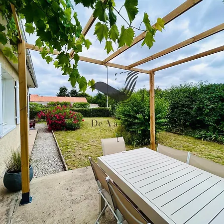 Chavid 17 - Spacieuse Maison Avec Jardin