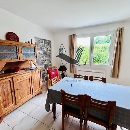 Guest house Chavid 17 - Spacieuse Maison Avec Jardin